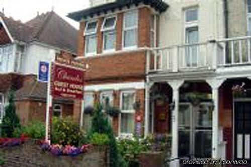 Chandos Premier Folkestone Bagian luar foto